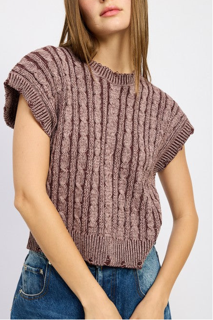 “CHER” CABLE KNIT SHORT SLEEVE TOP