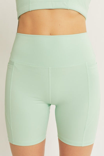 Activewear Leggings Shorts Seam Detail