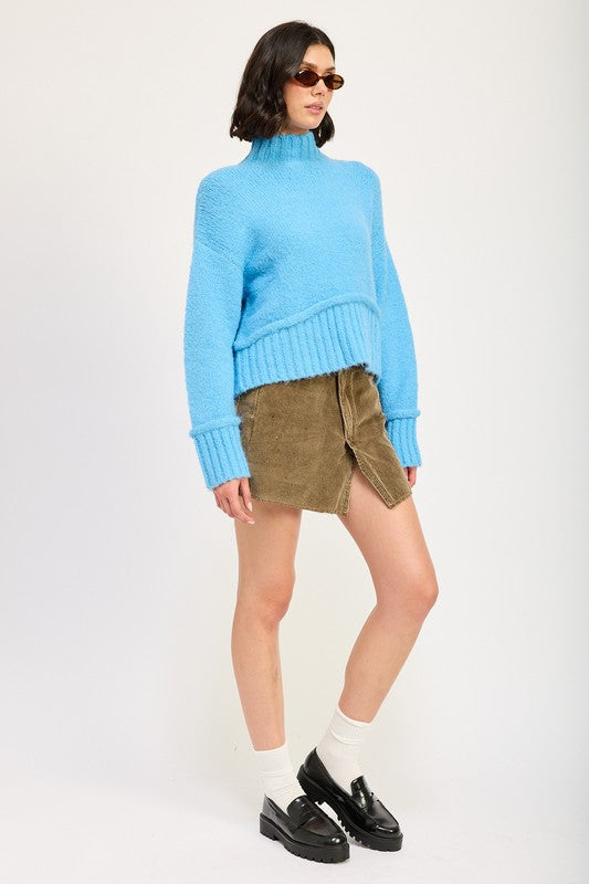 “SIENNA” TURTLE NECK BODY SWEATER