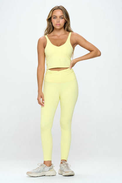 ACTIVEWEAR TOP AND LEGGINGS SET