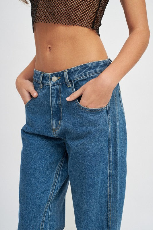 LOW WAIST DENIM BOYFRIEND JEANS