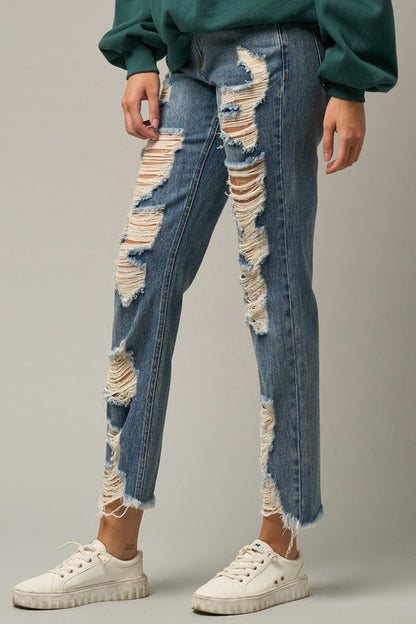 PREMIUM HEAVY DISTRESSED STRAIGHT JEANS