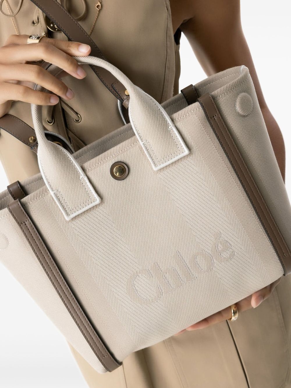 Chloè Bags.. Beige