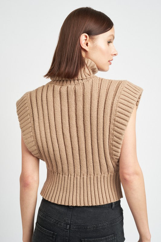 “CASSANDRA” RIBBED TURTLE NECK VEST