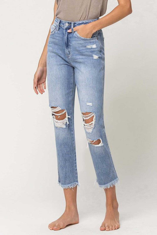 HIGH RISE DISTRESSED JEAN