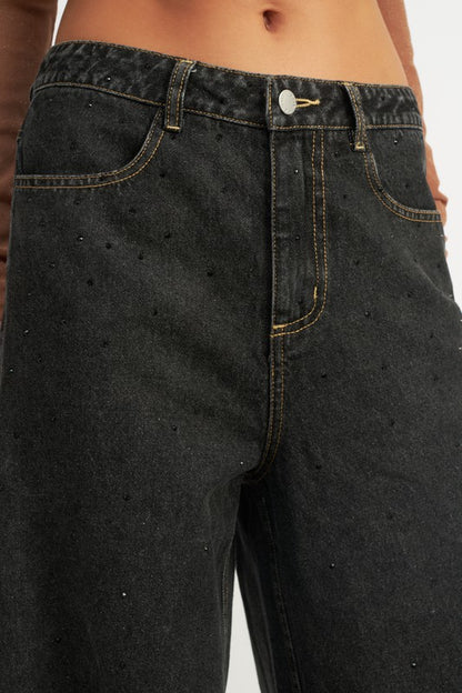 “HARPER” BOYFRINED JEANS WITH CONTRASTED STITCHING