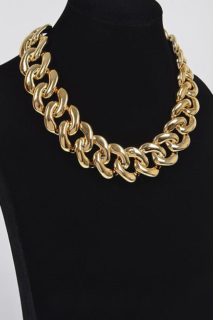 CLAIRE Oversize Chunky Chain Collar Necklace