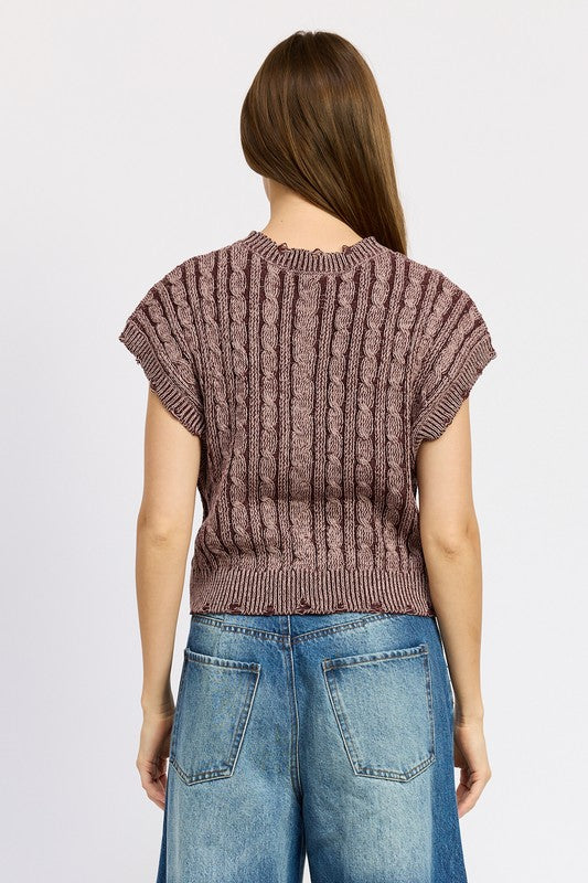 “CHER” CABLE KNIT SHORT SLEEVE TOP