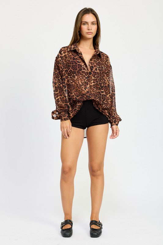 “JAMISON” ANIMAL PRINT OVERSIZED SHIRT