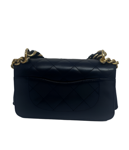 CHANEL
Seasonal Flap Navy Calfskin