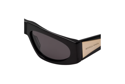 Bottega Veneta
BLACK ACETATE SUNGLASSES