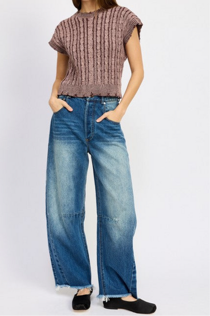 “CHER” CABLE KNIT SHORT SLEEVE TOP