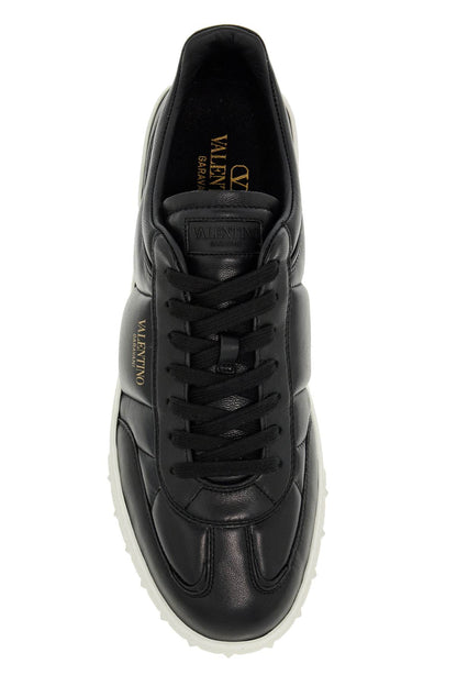 Valentino Garavani Valentino Garavani low top upvillage sneaker in