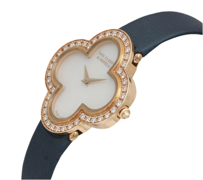 Van Cleef & Arpel Alhambra Medium 30mm