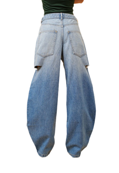 “ALANA” SLIT BARREL JEANS