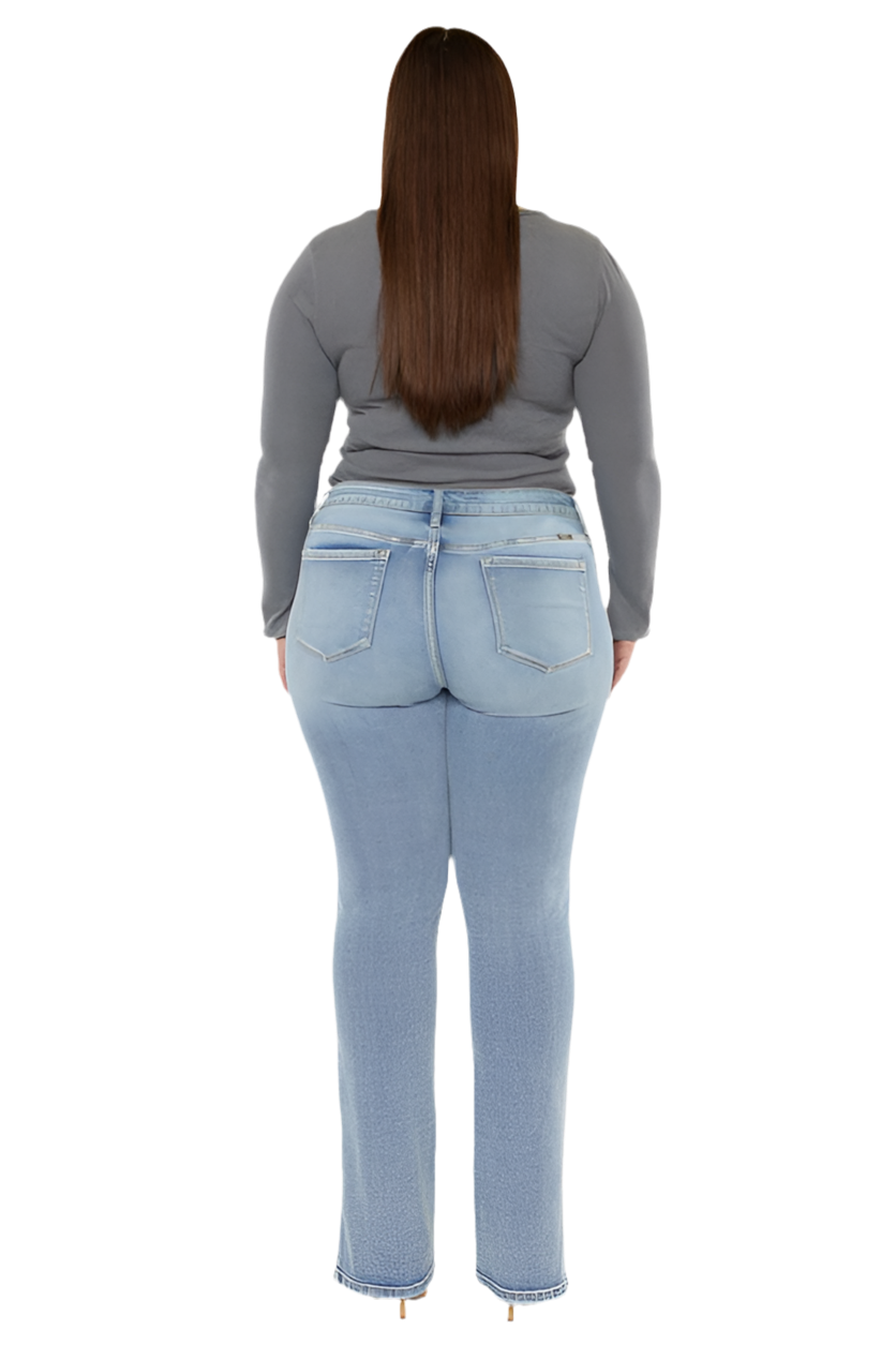 CURVY MID RISE MEDIUM WASH BOOTCUT JEANS