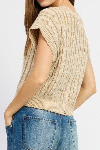 “CHER” CABLE KNIT SHORT SLEEVE TOP