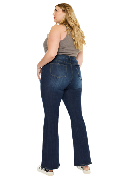 PLUS PETITE DARK WASH MID RISE FLAR JEANS