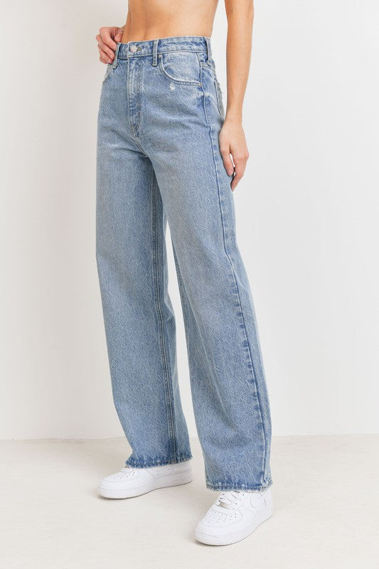 HIGH WAISTED SKATER JEANS