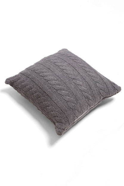 BRAIDED CABLE KNIT LUXURY SOFT PILLOW COVER