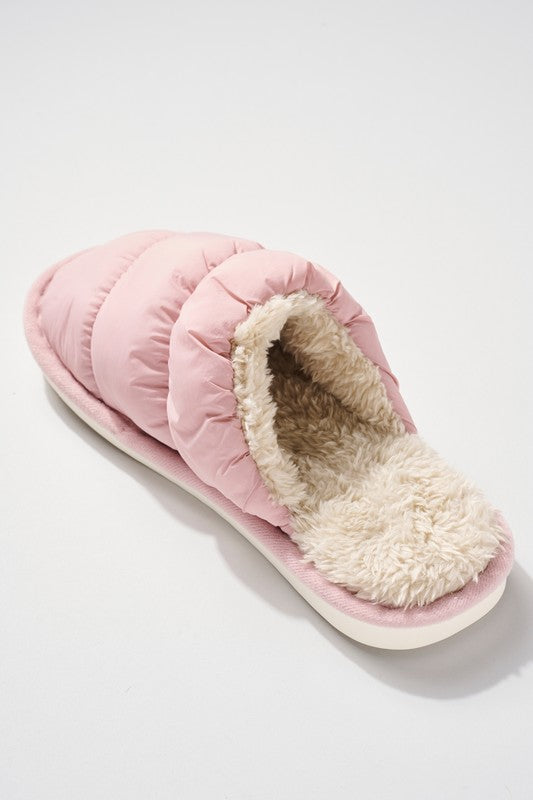 PUFFY SLIPPERS