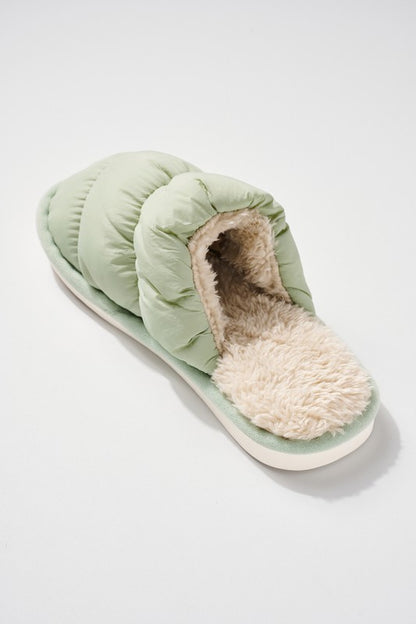 PUFFY SLIPPERS