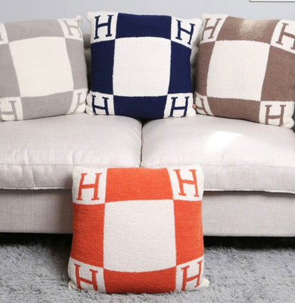 SOFT H CUSHION COVER